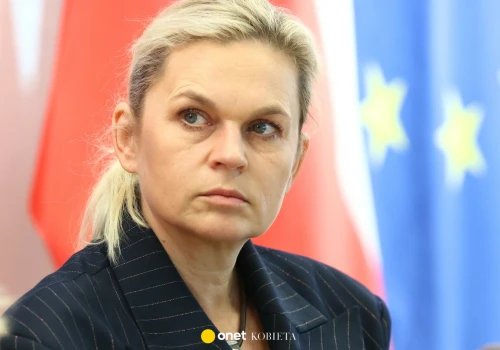 Barbara Nowacka złapała się za głowę po apelu RPD w sprawie lodów. 