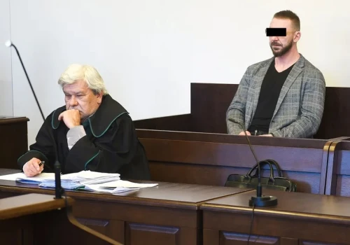 Wraca sprawa adwokata od „trumny na kółkach”
