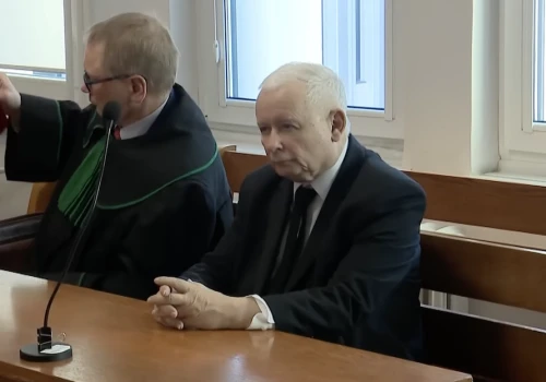 Kaczyński już triumfował, a tu nagle zwrot akcji! TA decyzja sądu rozwścieczy prezesa. „Cieszy to, że odpowie za…”