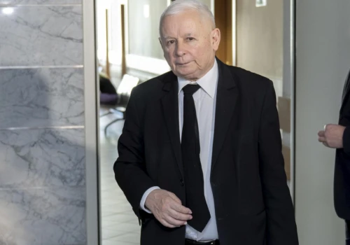 Kaczyński wciąż spłaca kredyt w SKOK Stefczyka. Tyle zostało do oddania