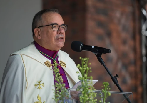Nuncjusz apostolski: niezrozumienie mszy świętej prowadzi do „świętowania samych siebie”