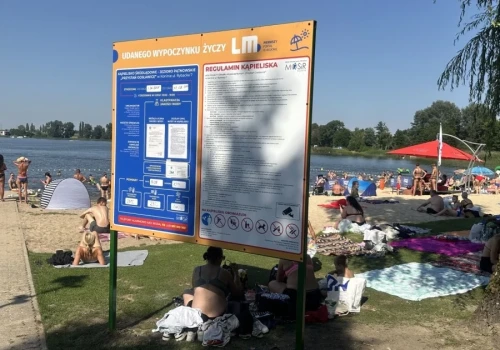 Sezon kąpielowy wystartował. Trzy miejsca nad jeziorami w regionie już działają