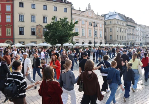 Polonez Wolności w Krakowie. Tak mieszkańcy uczcili rocznicę 4 czerwca