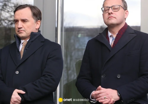 Kontrole w biurach poselskich Ziobry i Romanowskiego. 