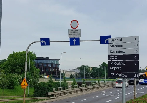 Bus pas na rondzie Grunwaldzkim nie dla taksówek