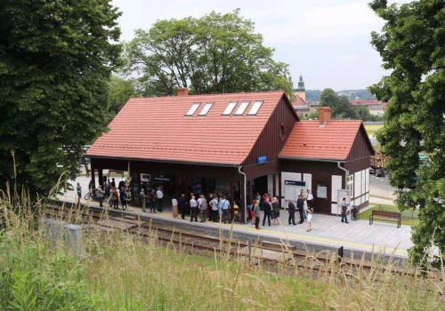 PLK zaprojektują odbudowę peronu przy linii z Głuchołaz do Czech