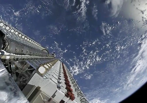 SpaceX zbuduje wojskową sieć danych za miliardy dolarów