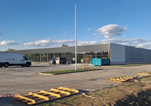 Po Tesco nie ma już śladu. Wkrótce otworzy się tu nowy park handlowy