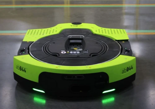 Powiedz robotowi, co ma zrobić. Amazon pokazał maszynę, która sama planuje pracę