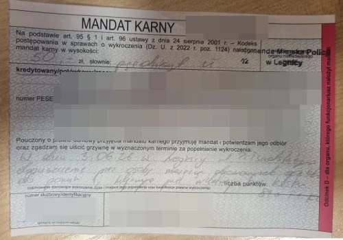 Pierwszy mandat za brak kasku u dziecka. I nawet nie kierowało hulajnogą