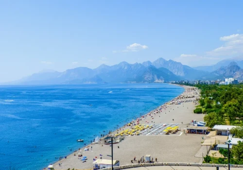 Nowość w ukochanym kierunku Polaków. Te plaże są już od tego wolne