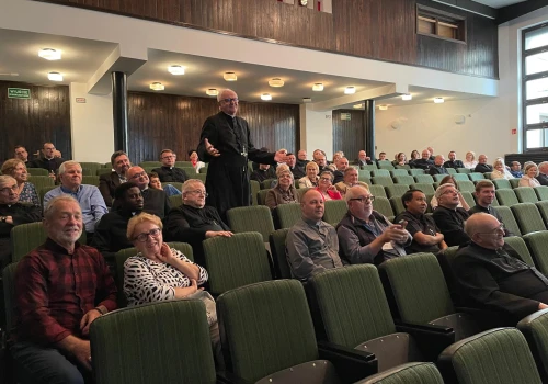 Obra: panel historyczny w ramach jubileuszu 100-lecia Misjonarzy Oblatów