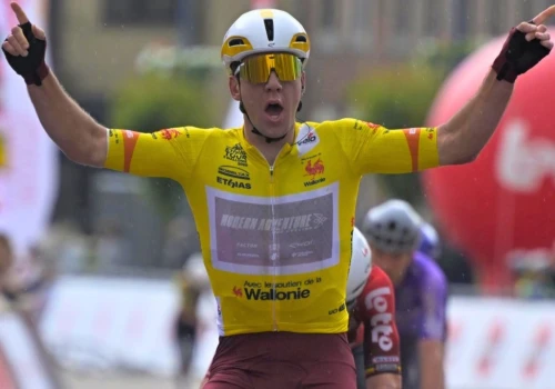 Ethias-Tour de Wallonie 2026: Ben Oliver z etapem i zwycięstwem w wyścigu, kraksa w końcówce