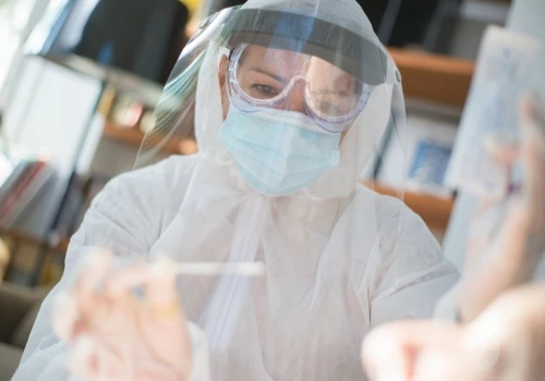 WHO ogłasza plan wart 580 mln dolarów. Afryka mobilizuje siły przeciwko wirusowi Ebola