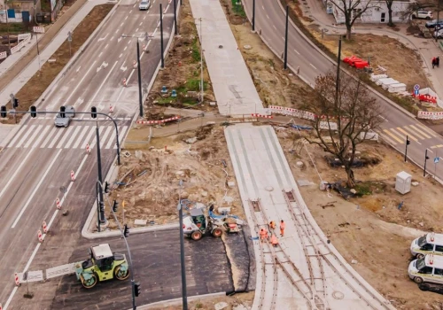 Łódź. Nowa linia tramwajowa z cichym torowiskiem w centrum miasta