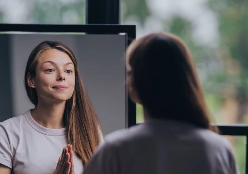 Sześć zdań, które osoby o wysokim IQ powtarzają sobie każdego dnia. Tak budują pewność siebie