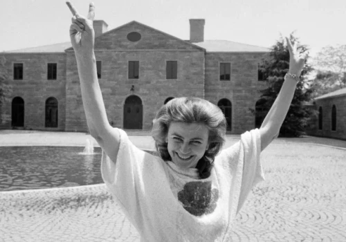 Od pokojówki do jednej z najbogatszych kobiet świata. Niezwykła historia wrocławianki Barbary Piaseckiej-Johnson