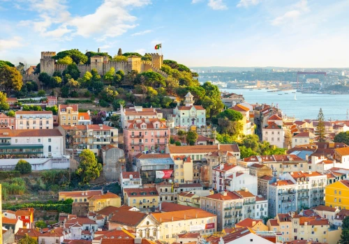 ✨Kawiarnie, wzgórza i spokojny portugalski vibe 😍🌇 City break (z weekendem) w Lizbonie za 809 PLN 🤩