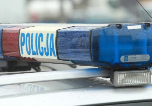 Wnuczek zadzwonił na policję: babcia nie żyje. Policja znalazła zwłoki. Zatrzymali 24-latka