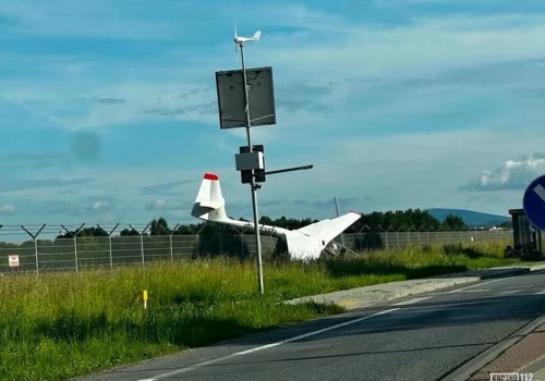 Wypadek szybowca na lotnisku w Krośnie
