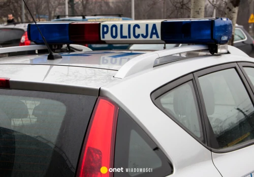 Poważny wypadek na Półwyspie Helskim. Trzy osoby są ranne, jedna trafiła do szpitala