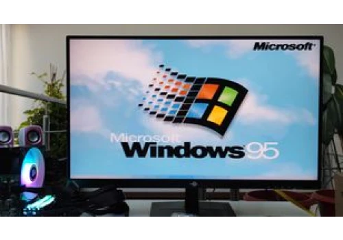Uruchomił Windows 95 na Ryzen 9 9900X. Wstaje szybciej niż wasz Windows 11