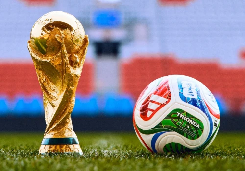 Mistrzostwa Świata 2026 rozpoczynają się od pełnych wydarzeń meczów: pierwszy mecz otwierający z 3 czerwonymi kartkami, Meksyk prowadzi w grupie A