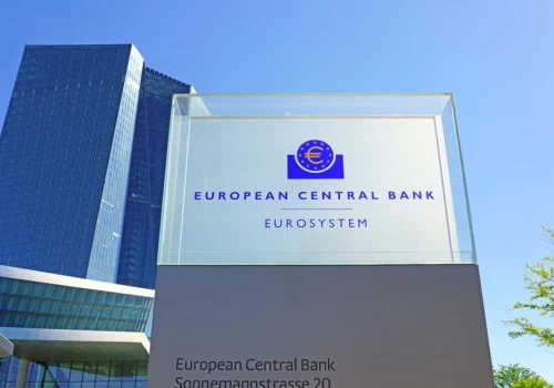EBC „przyostrzył” politykę. Kursem euro pobujało, ale go nie wywróciło