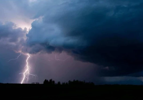 Ostrzeżenie pogodowe dla Olsztyna. Możliwe groźne zjawiska
