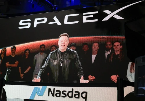 SpaceX wystartował. Historyczny debiut spółki Muska na giełdzie