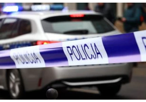 15-latka tuż po porodzie w szpitalu. Policja zatrzymała trzy osoby