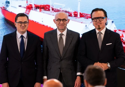 Energetyczny przegląd. KPEiK, terminal w Świnoujściu i druga elektrownia jądrowa