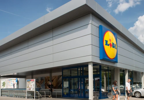 Lidl przywraca legendę z kiosków. Rozdaje za 1 grosz