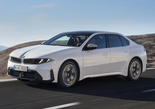 BMW wyceniło nową trójkę. 331 900 zł na start to okazja