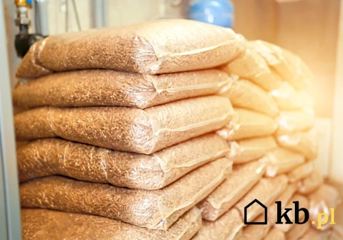 Pellet luzem kusi niską ceną. 