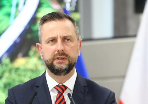 Szef MON reaguje na decyzję Zełenskiego. 