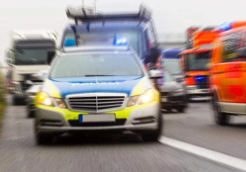 Dramat na niemieckiej autostradzie. Dwie osoby nie żyją, kilka zostało rannych, trasa jest zamknięta