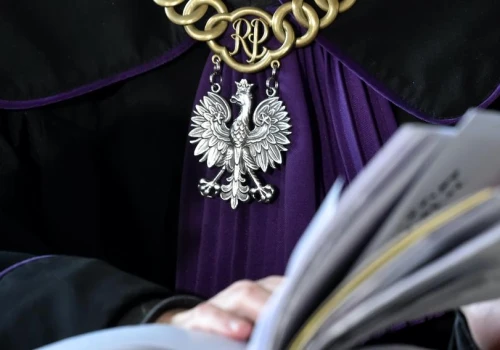 Kulisy upadłości Cinkciarz.pl. Wojna o jurysdykcję, pozwy na 90 mln zł i mit o bitcoinach