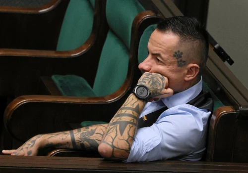 Poseł prowadzi w Sejmie zespoły sam ze sobą? "Postanowili zrobić ze mnie idiotę"