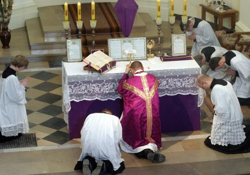 Wiara czy litera prawa? Argumenty bp. Schneidera broniące abp. Lefebvre’a pozostały w mocy