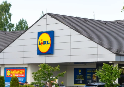 Lidl znów to robi. 