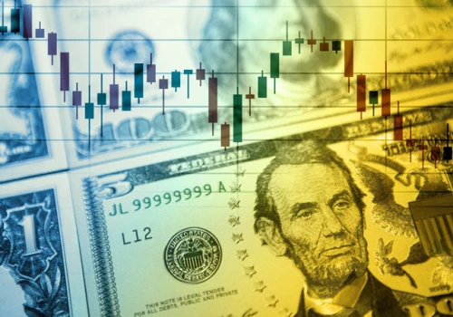 Kurs dolara mocniejszy po przedłużonym weekendzie w USA