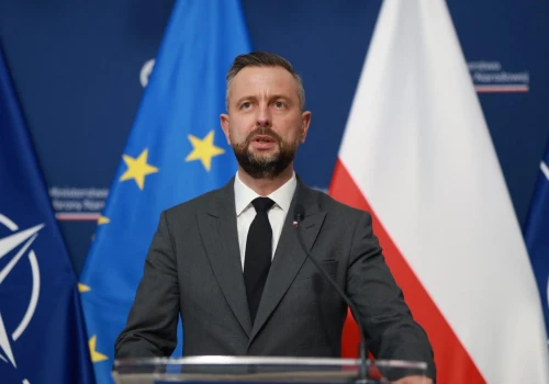 PiS atakuje a MON ujawnia, kto przekazał najwięcej broni do Ukrainy