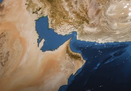 Tankowce znów płoną, trzeci atak w ciągu doby. USA przywracają sankcje na Iran