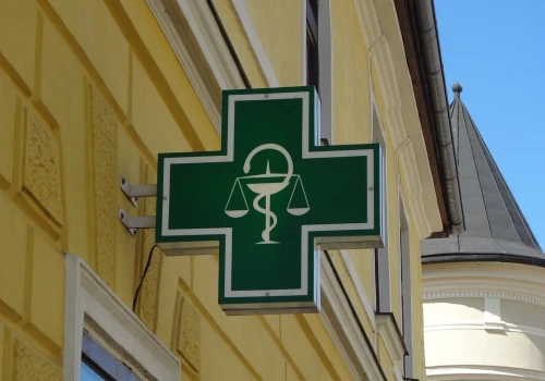 W Stargardzie nocą leków już nie kupisz. Najbliższa całodobowa apteka w Szczecinie