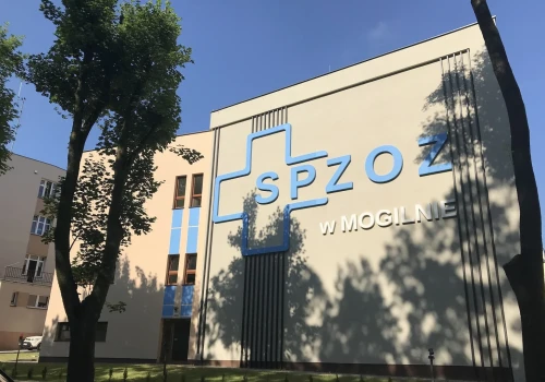 26 tys. zł za godzinę pracy w mogileńskim szpitalu. Dzisiaj szpital musi płacić kary