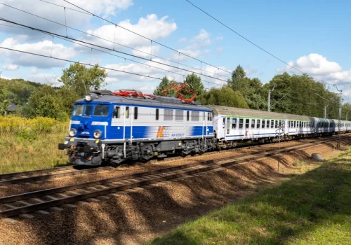PKP Intercity jeździ za wolno. Wiadomo, w czym tkwi problem
