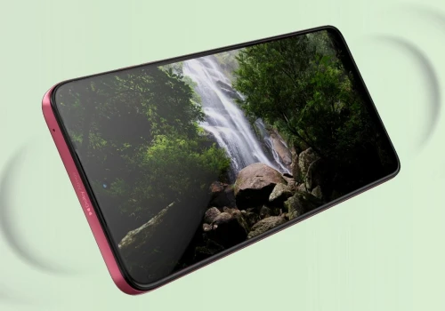 Ta Motorola zawstydza flagowce. Jest tak samo szybka, ma aparat Sony i jest tania