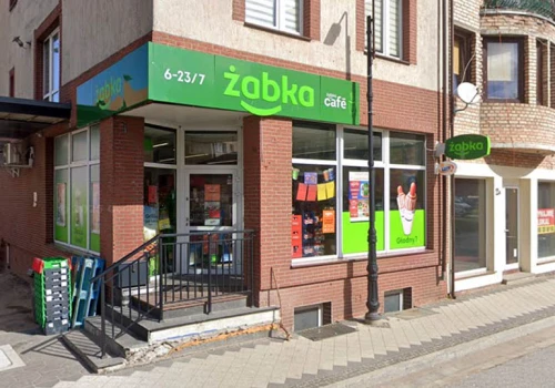 Powiat kamieński to królestwo Żabek. Jest numerem jeden w całej Polsce