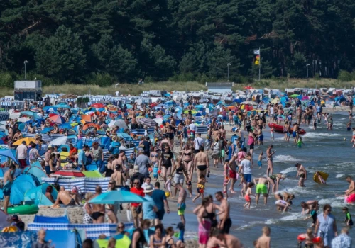 2,5 tys. zł za noc nad Bałtykiem. W tym sezonie "może być ciężko o miejsca"